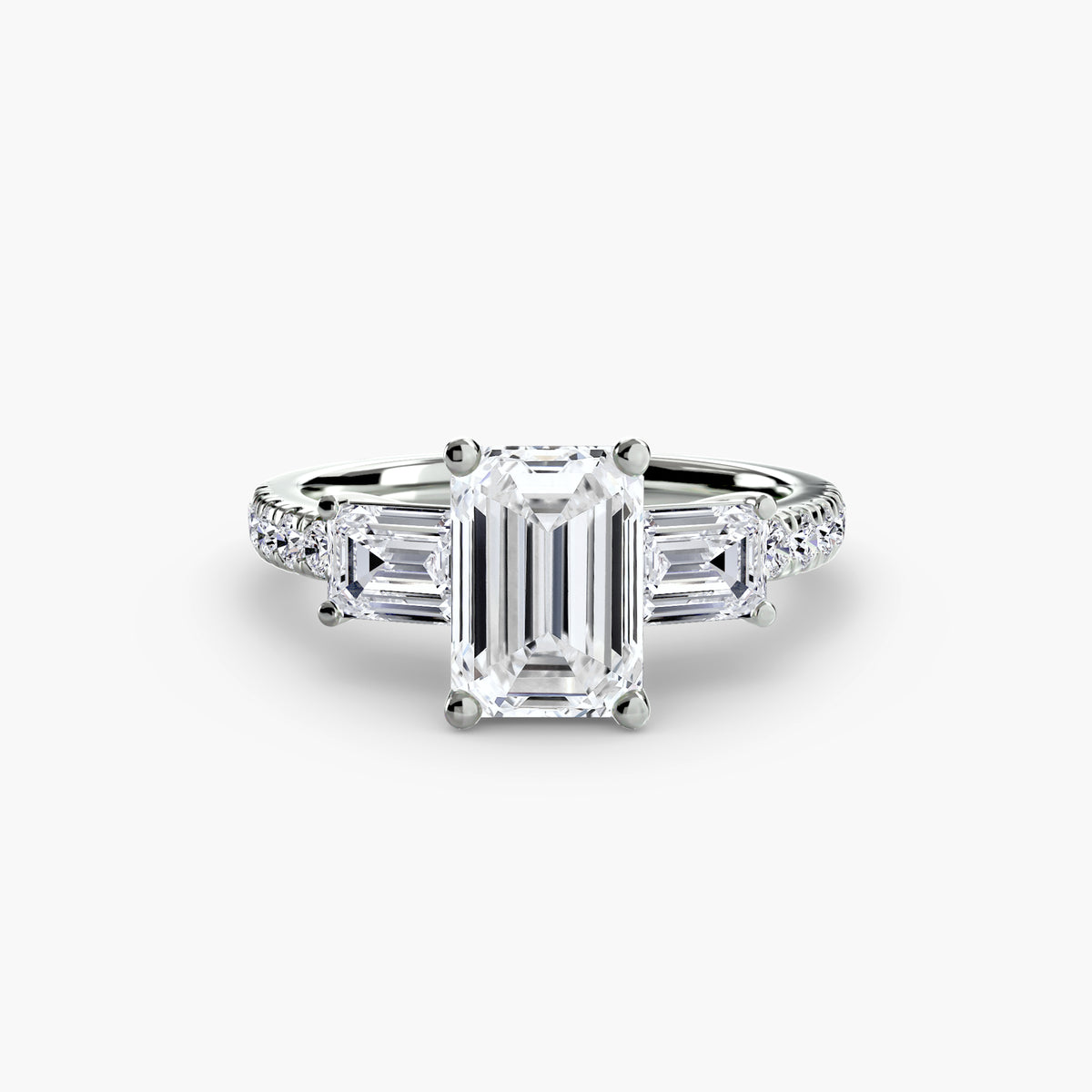 Three-Stone Ring with Pavé Band 4 – Ringfassung / Ring setting